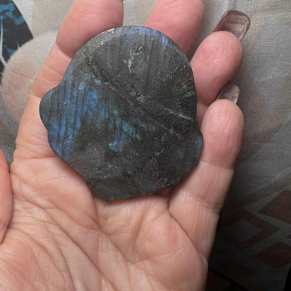 Very Flashy Labradorite Castle Carving - Picture 4 of 6